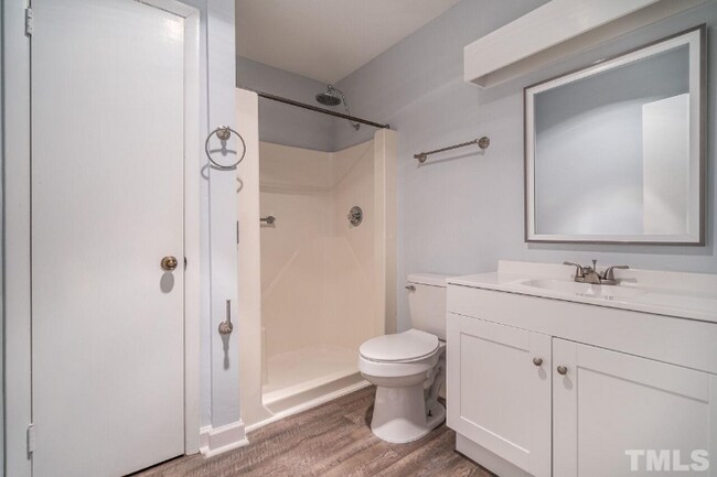 Building Photo - 250 S Estes Dr