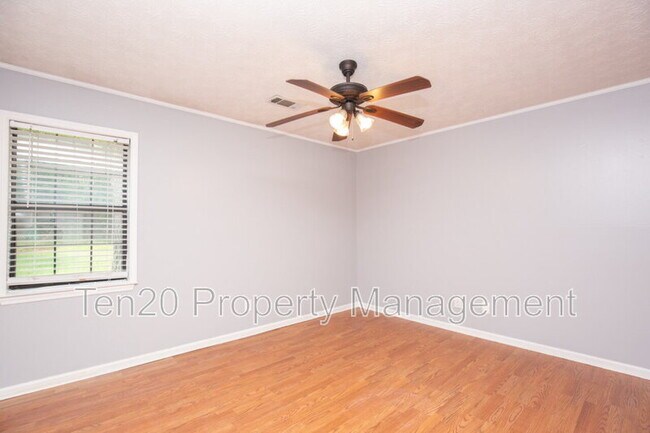 Building Photo - 11406 Mehaffey Rd