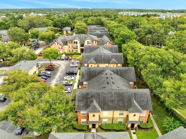 Building Photo - 6005 Westgate Dr
