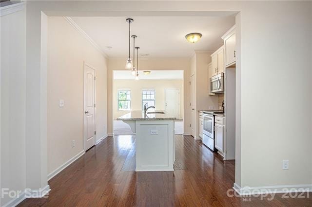 Building Photo - 4276 Sutwick Dr