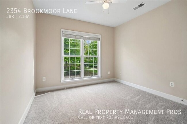 Building Photo - 2354 Brookmoor Ln