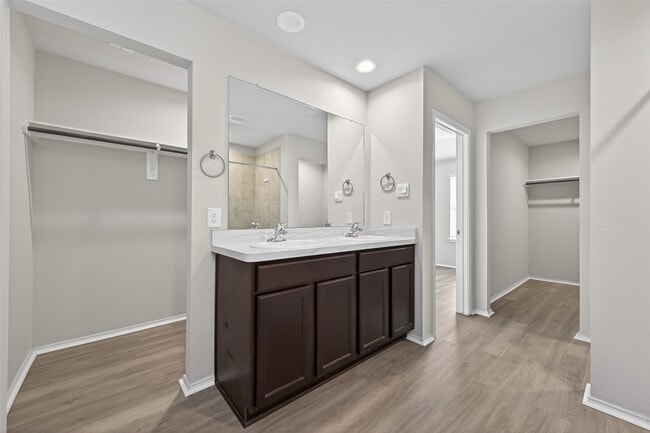 Building Photo - 21254 Ivy Wds Ct