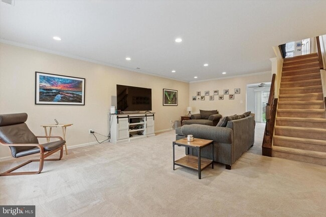 Building Photo - 235 Copper Beech Dr