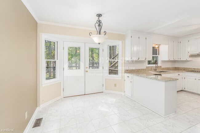 Building Photo - 4 br, 3 bath House - 207 Queensferry Rd. -