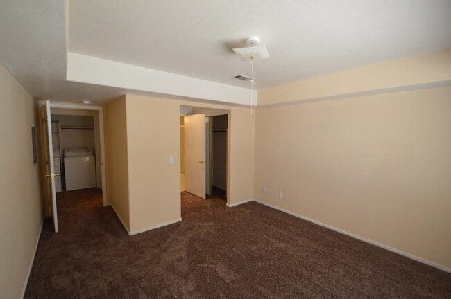 Building Photo - 1420 Jamielinn Ln