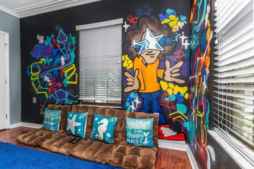 Building Photo - 1679 Tampa Rd