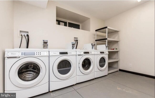 Building Photo - 1420 E Susquehanna Ave