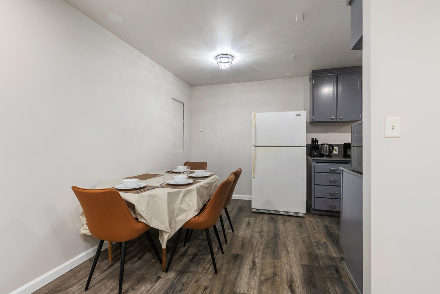 Building Photo - 19122 3rd Dr SE