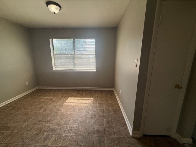Building Photo - 1411 Ascent Trail NW