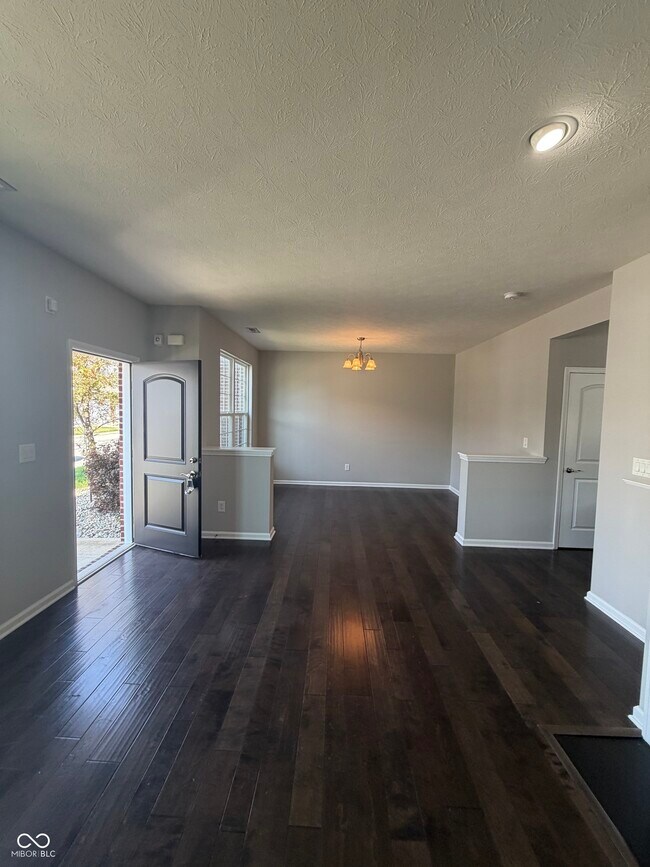 Building Photo - 9681 Angelica Dr