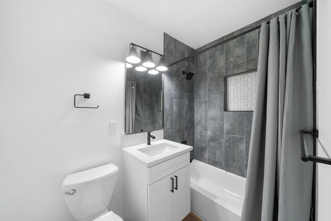 Building Photo - All New Fully Renovated Home in Imperial B...