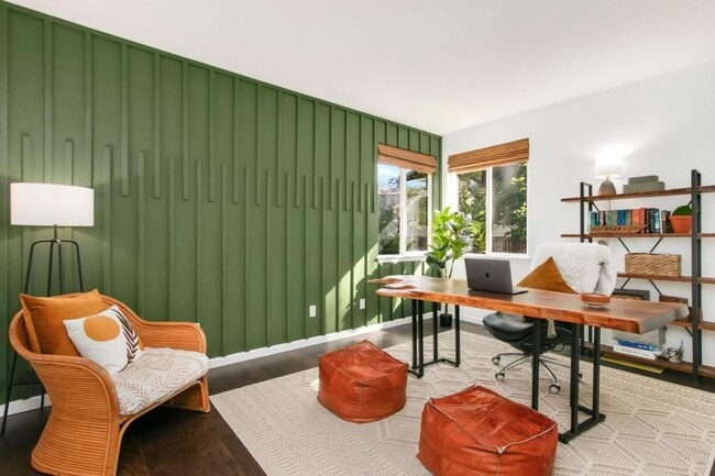 Building Photo - 329 Wyss St