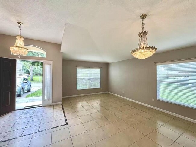 Building Photo - 1024 Cinnamon Fern Ct