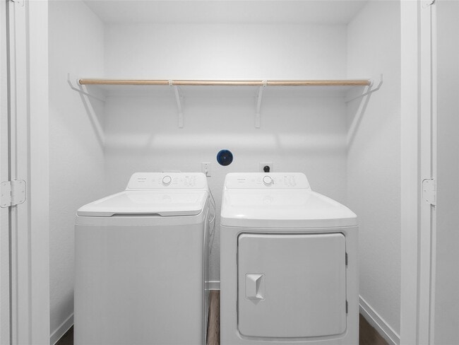 Building Photo - 31449 Moore Rd