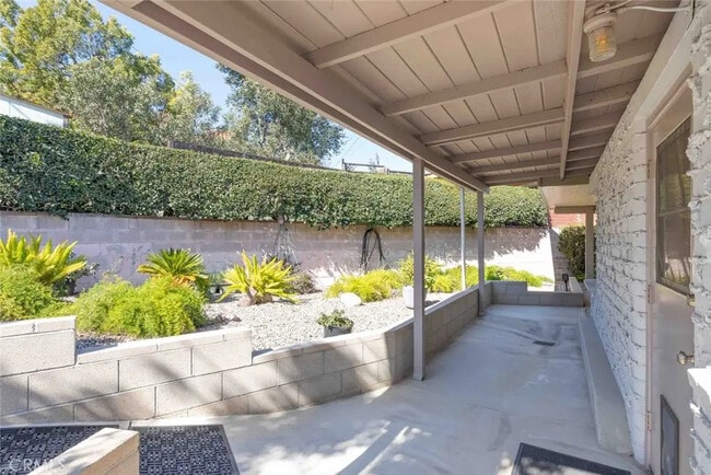 Building Photo - 7710 Valle Vista Dr