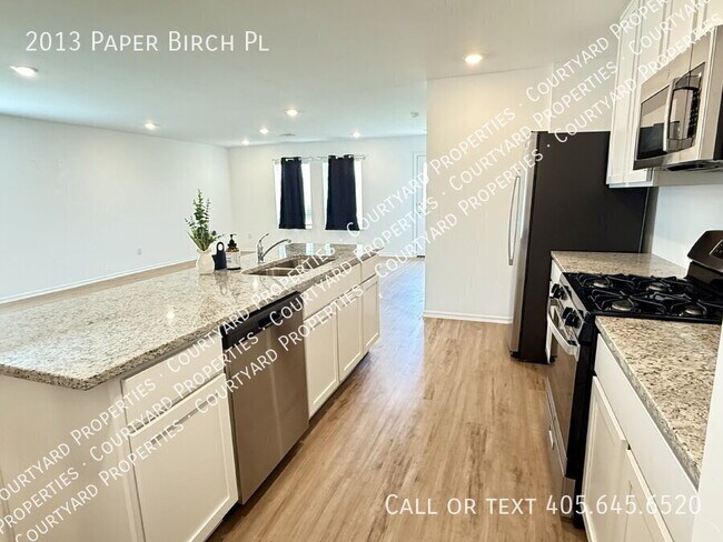 Building Photo - 2013 Paper Birch Pl