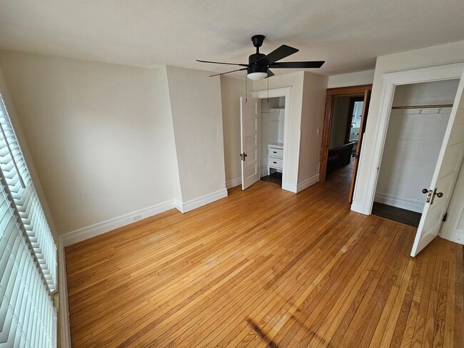 Building Photo - 3154 Van Alstyne St