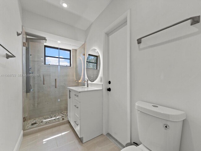 Building Photo - 9320 SW 125th Terrace