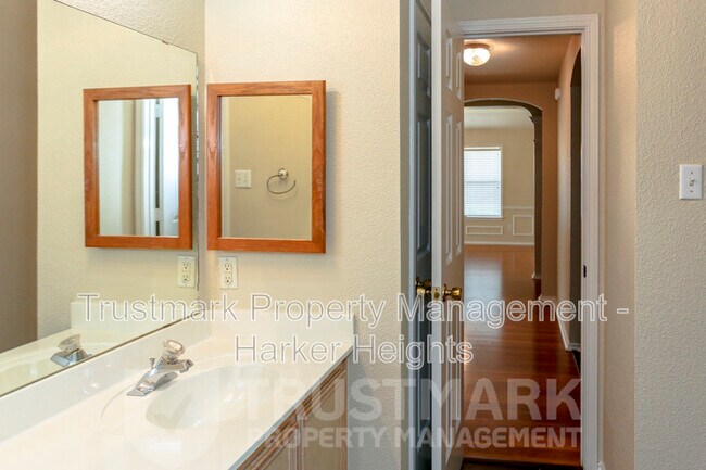 Building Photo - 2115 Wickiup Trail