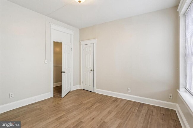 Building Photo - 150 Seaton Pl NW