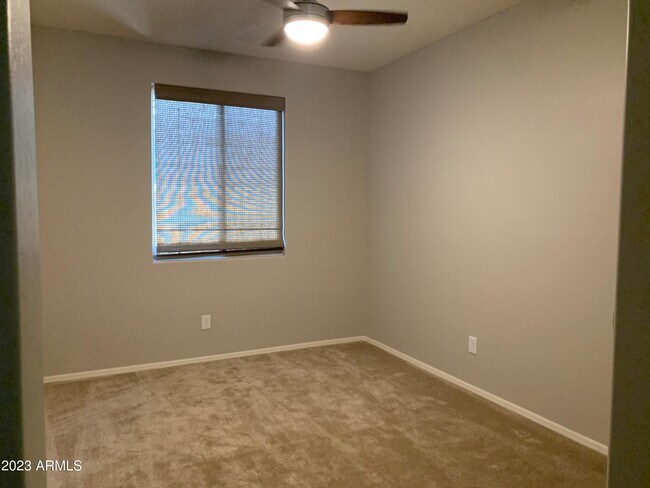 Building Photo - 22560 Via Estancia