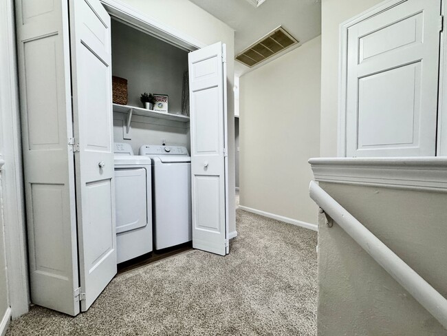 Building Photo - READY NOW!! Completely Updated 3-Bedroom Townhome in Kempsville Lake! Fenced Backyard - Pet Frien...