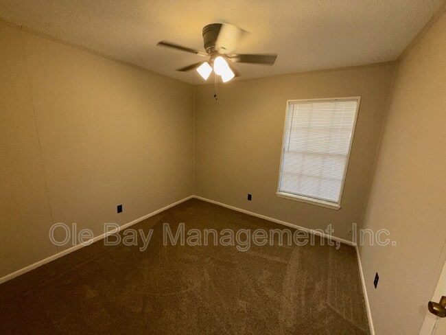 Building Photo - 1803 Runnels Rd