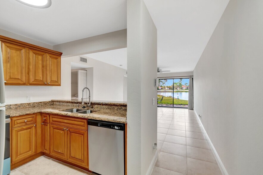Building Photo - 1560 Windorah Way