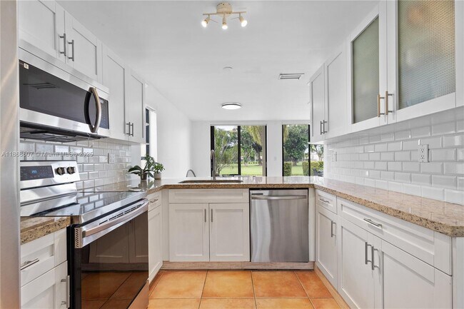 Building Photo - 9946 Costa Del Sol Blvd