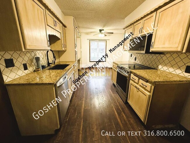 Building Photo - 131 Brazos Dr