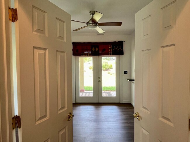 Building Photo - One Level Home in Bedford County