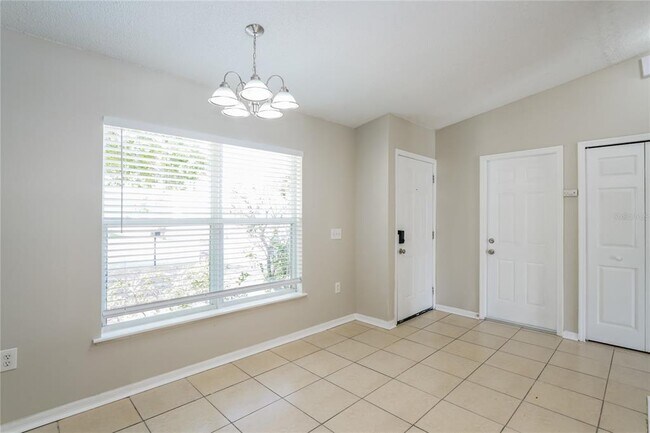 Building Photo - 3640 Queens Cove Blvd