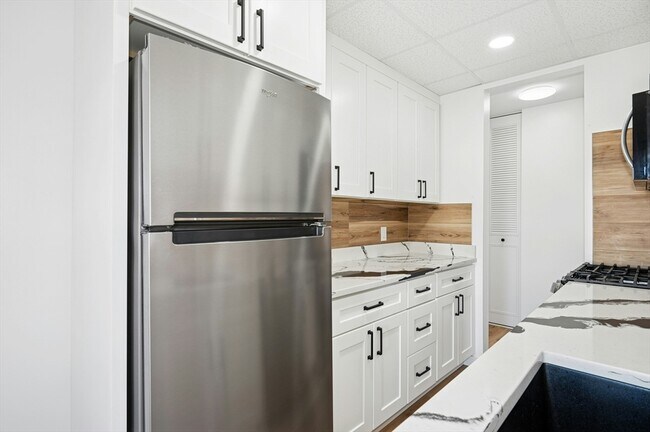 Building Photo - 54 Shrewsbury Green Dr