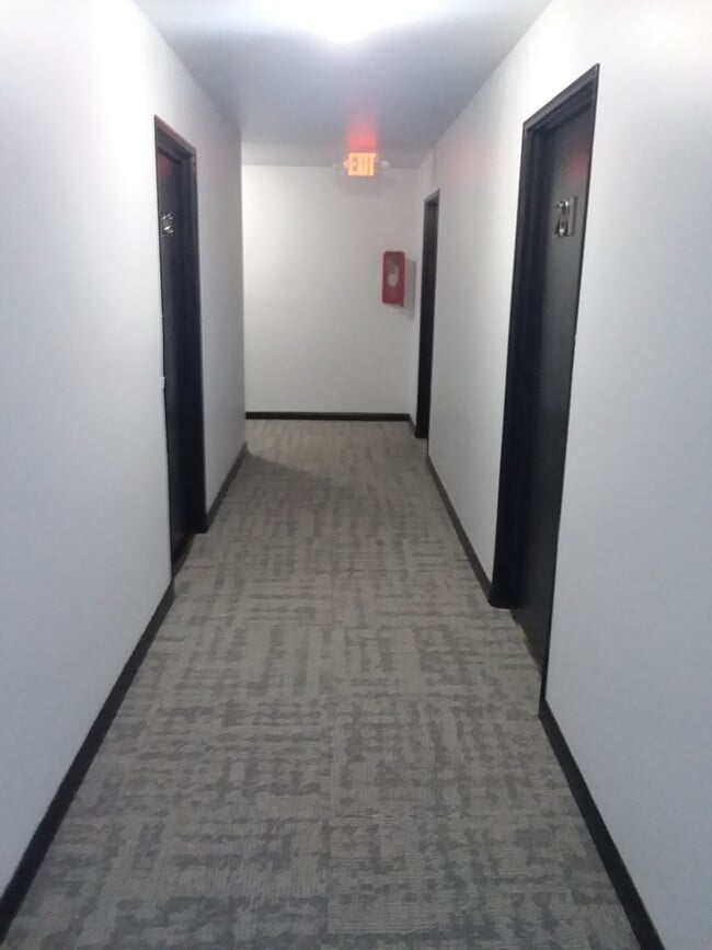 Driscoll Apartments 1401 S Driscoll St Appleton WI 54914 Apartment