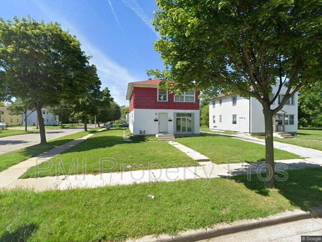 Primary Photo - 5001 N 46th St