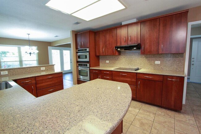 Building Photo - 10705 Doering Ln