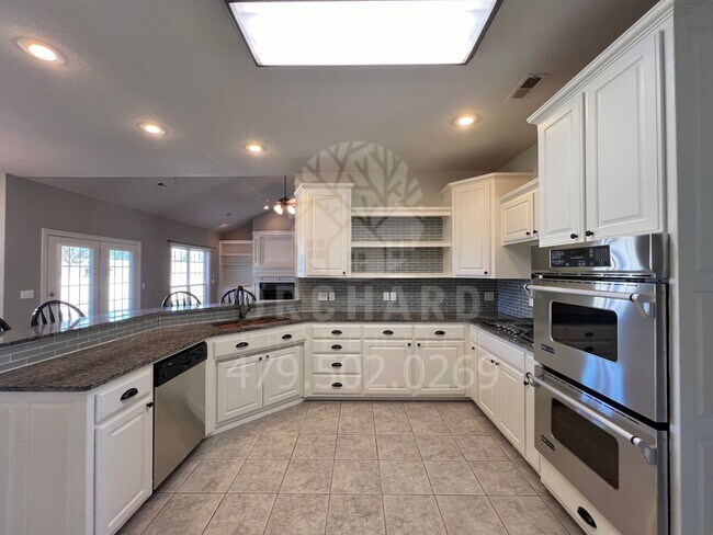 Building Photo - Single Family Home | Tontitown, AR | Stunning Home with Separate Shop