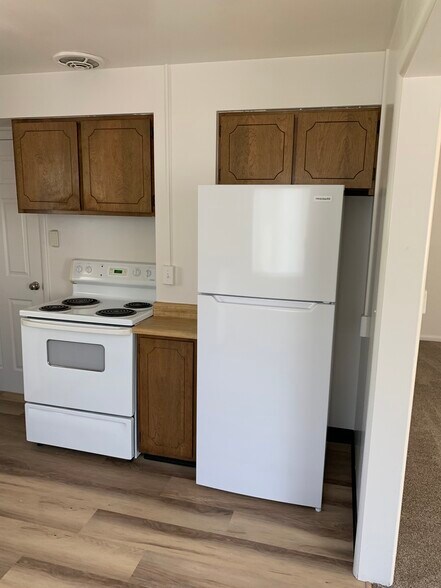 Kitchen - 2439 9th Ave