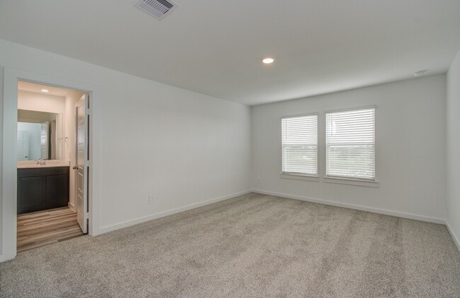 Building Photo - 12318 Churchill downs Dr