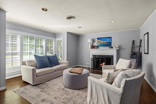 Building Photo - 3622 Suffolk Dr