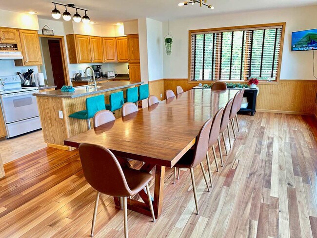 Building Photo - 222 Grouse Dr