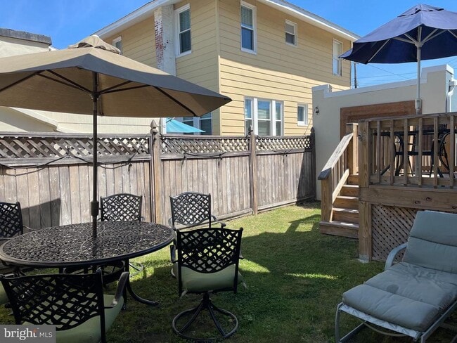 Building Photo - 7103 Ventnor Ave