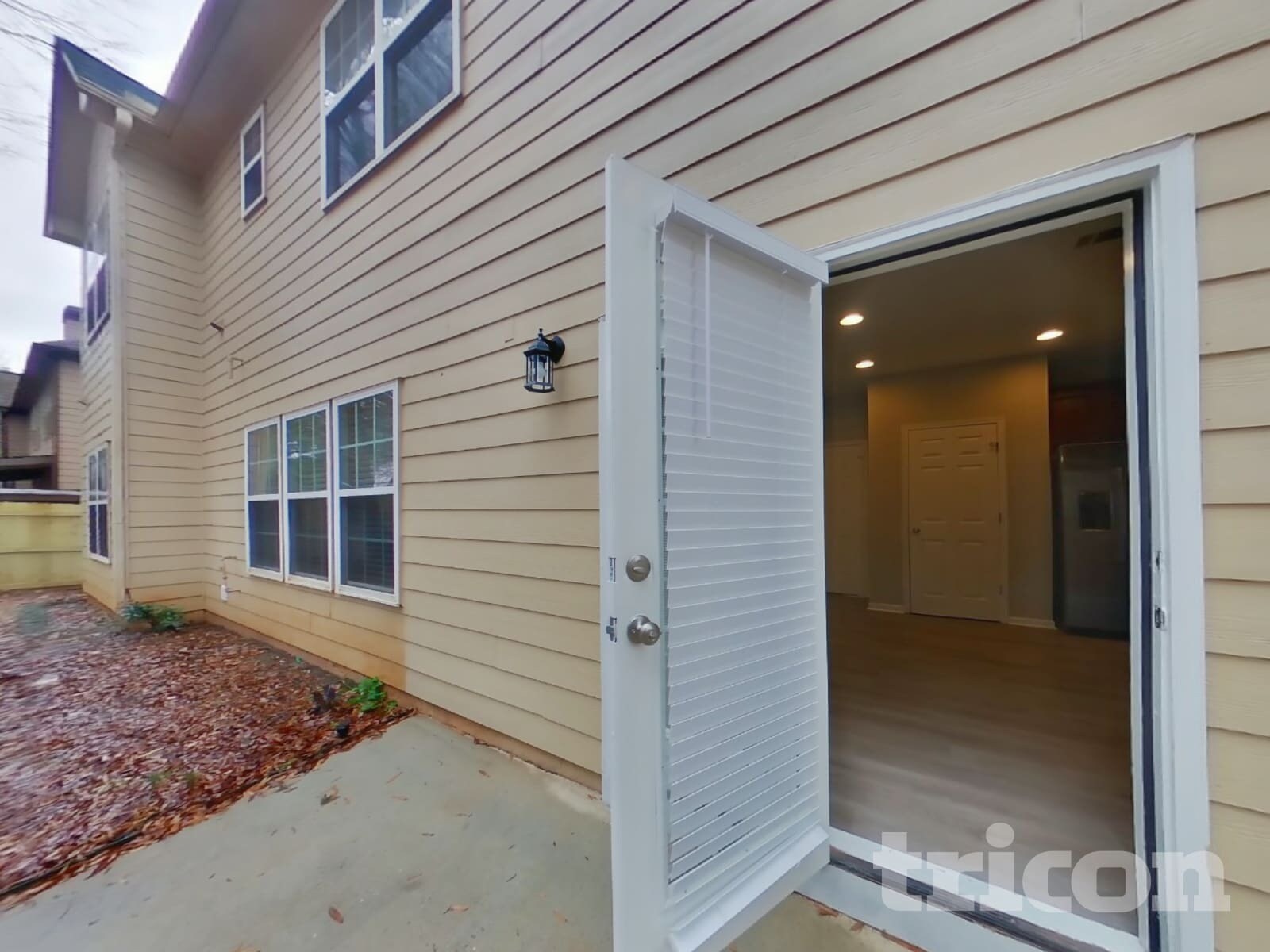 Building Photo - 18 Rockridge Dr