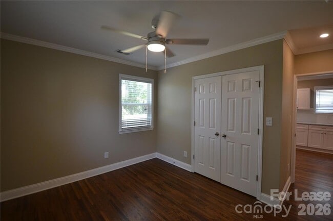 Building Photo - 432 Keswick Ave