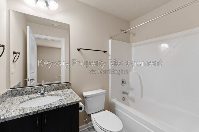 Building Photo - 1842 Butternut Dr