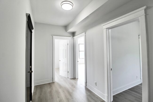 Building Photo - 3720 S Indiana Ave