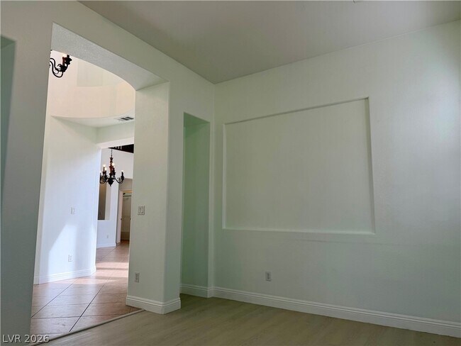 Building Photo - 7873 Sleeping Lily Dr