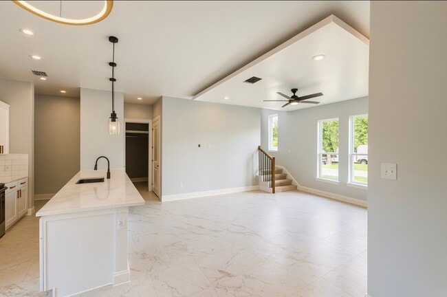 Building Photo - 8132 Penrod St