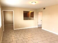 Building Photo - 7300 Twin Crest Dr