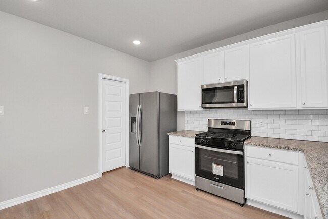 Building Photo - 4634 Aurora Glen Dr
